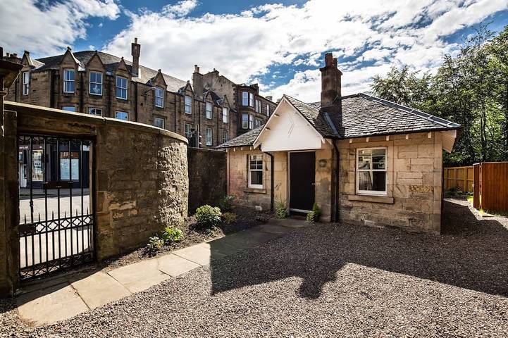 Cottage für 6 Personen, mit Terrasse und Garten in Edinburgh