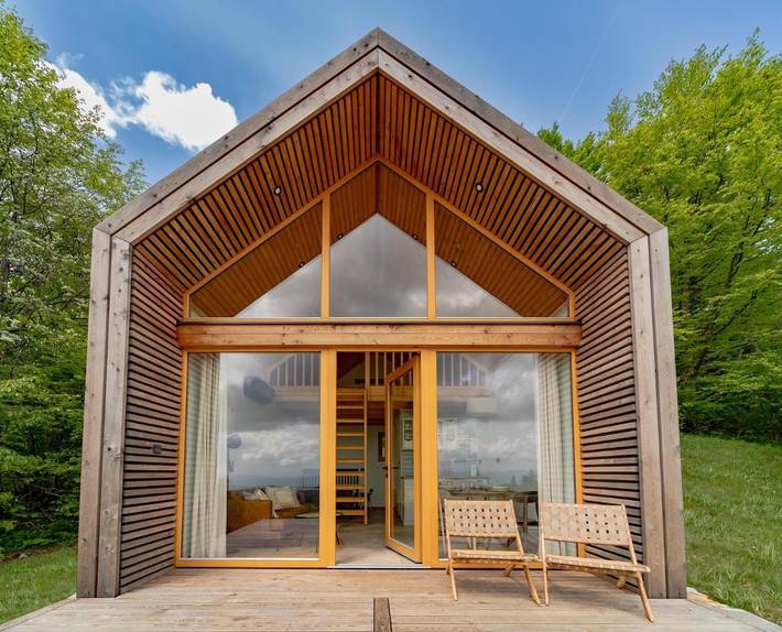 Chambre d’hôte pour 4 personnes, avec piscine et jacuzzi ainsi que sauna et terrasse, adapté aux familles à Ajdovščina