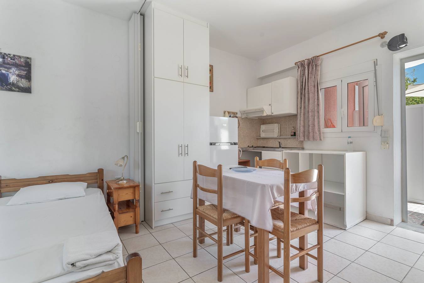 Entire apartment, Apartment 'Family Studio 1' with Wi-Fi and Air Conditioning in Spartia, Kefalonia