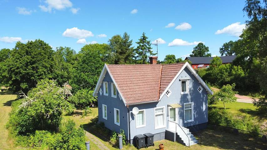 Ferienhaus für 6 Personen, mit Garten und Seeblick