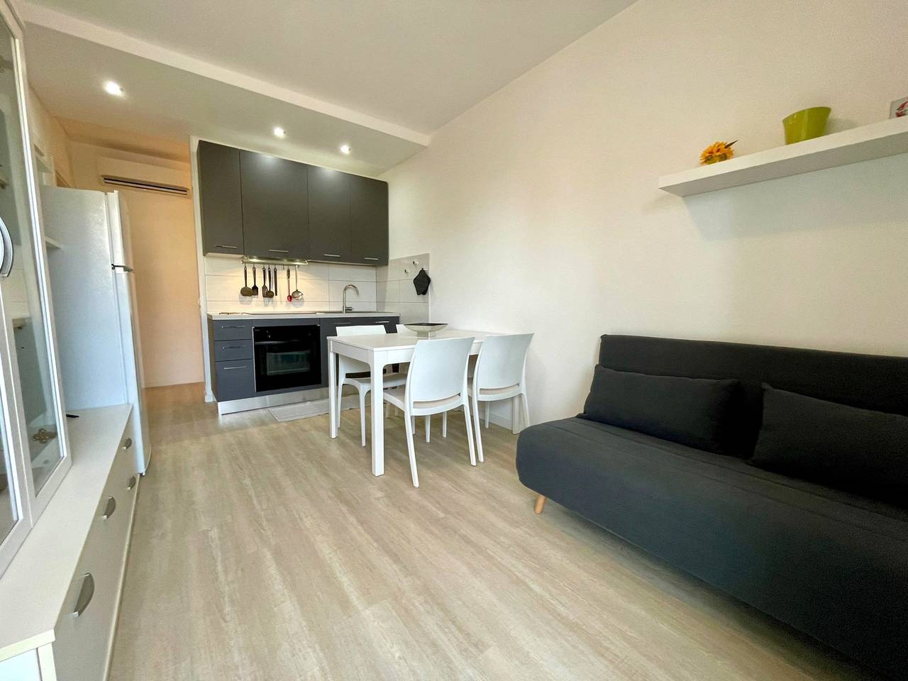 Ganze Wohnung, Modernes Apartment mit Balkon in Porto Santa Margherita, Caorle
