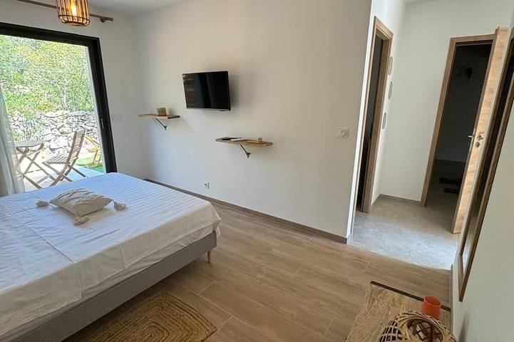 Chambre d’hôte pour 2 personnes, avec jardin à San-Gavino-di-Carbini - 3