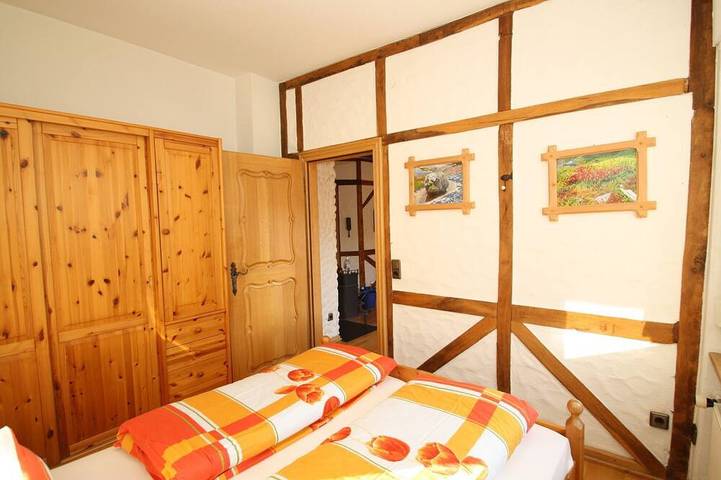 Ferienwohnung für 3 Personen, mit Whirlpool und Sauna sowie Balkon, mit Haustier in Zell Stadt (Mosel) - 3