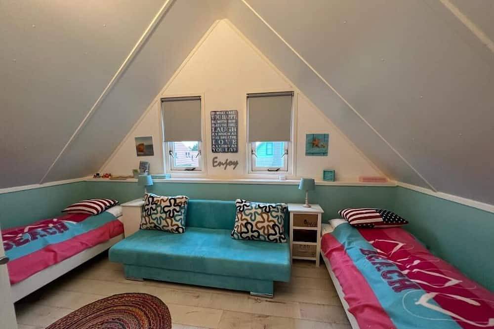 🐶 Ferienhaus 264.2 Hunde willkommen, Sauna, Kamin, Garten komplett eingezäunt in Julianadorp aan Zee, Julianadorp