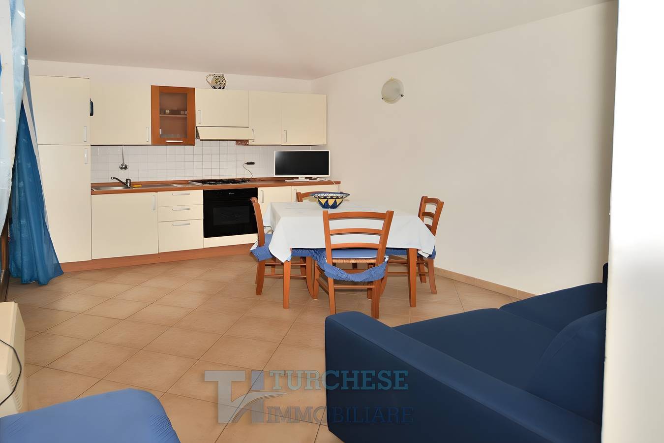 Appartement entier, Appartement « Casa Vacanze Mirtillo » avec piscine partagée, terrasse privée et climatisation in Murta Maria, Gallura