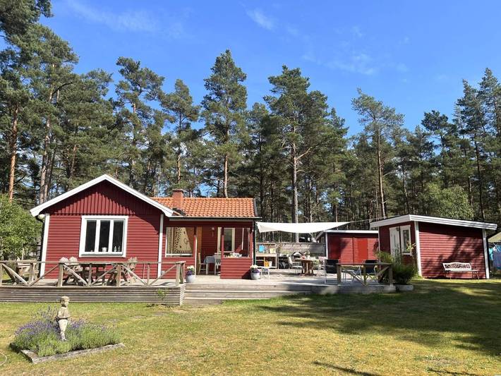 Ferienhaus für 6 Personen, mit Garten und Balkon, kinderfreundlich in Yngsjö - 2