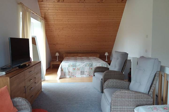 Ferienwohnung für 3 Personen, mit Balkon und Garten in Sehlen - 3