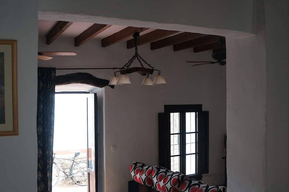 Family Friendly 150-year-old house in the heart of Lliber in Llíber, Costa Blanca