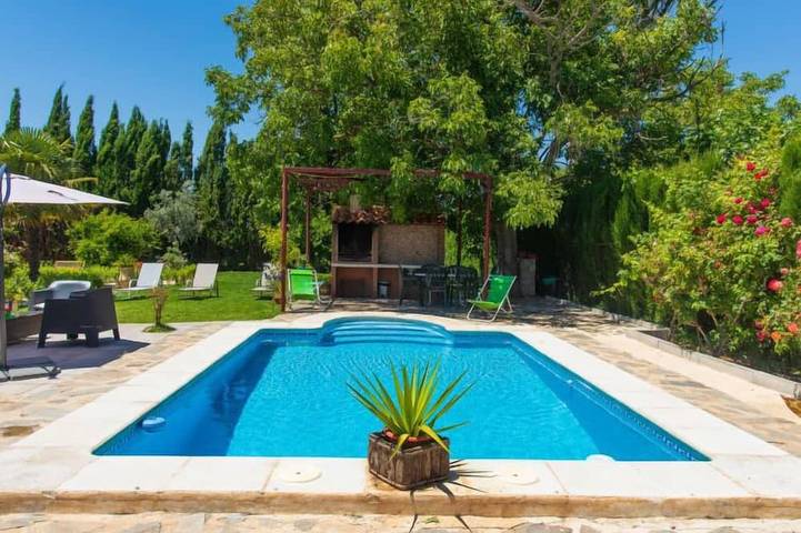 Casa rural para 6 personas, con piscina y jardín, Se admiten mascotas en Nigüelas