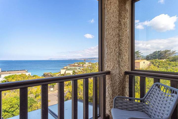 Location de vacances pour 6 personnes, avec Balcon et Jardin dans Plage Du Rayolet