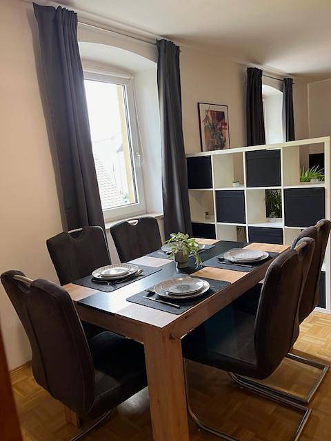 Ferienwohnung Heim - Ferienwohnung Heim (80qm) in zentraler Lage mit kostenlosem Wlan in Schweinfurt, Fränkisches Weinland