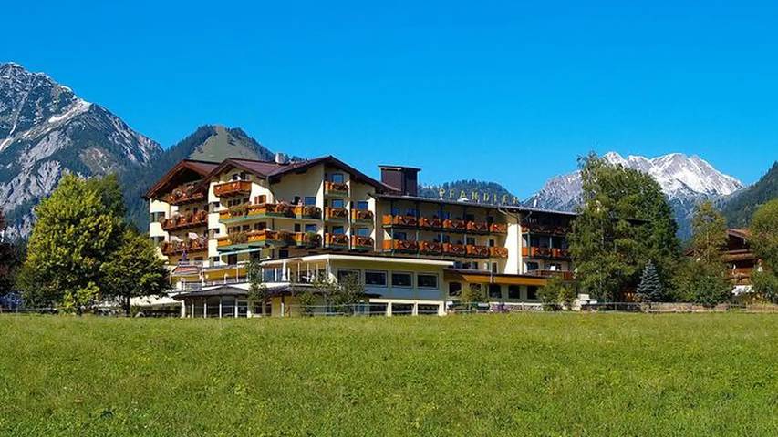Gîte pour 2 personnes, avec jardin ainsi que piscine et sauna à Pertisau - 2