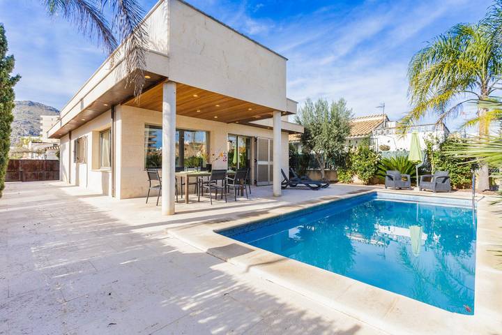 Villa für 8 Personen, mit Garten und Terrasse in Alcúdia