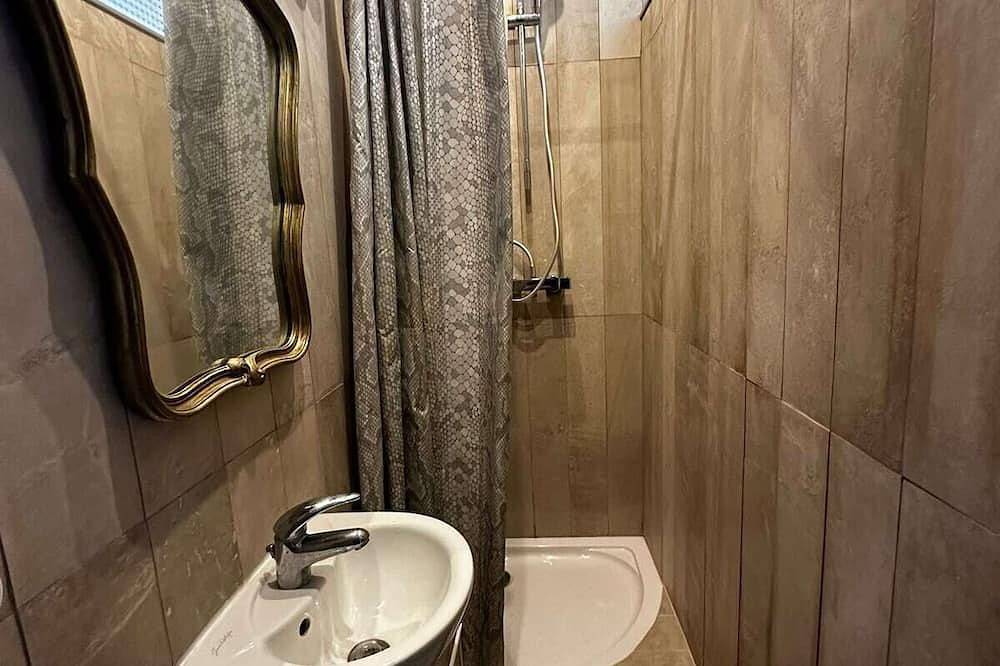 Entire apartment, Le Royal, F2 downtown in Bayeux, Bayeux region
