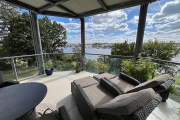 Ferienwohnung für 5 Personen, mit Balkon und Garten in Gehlsdorf