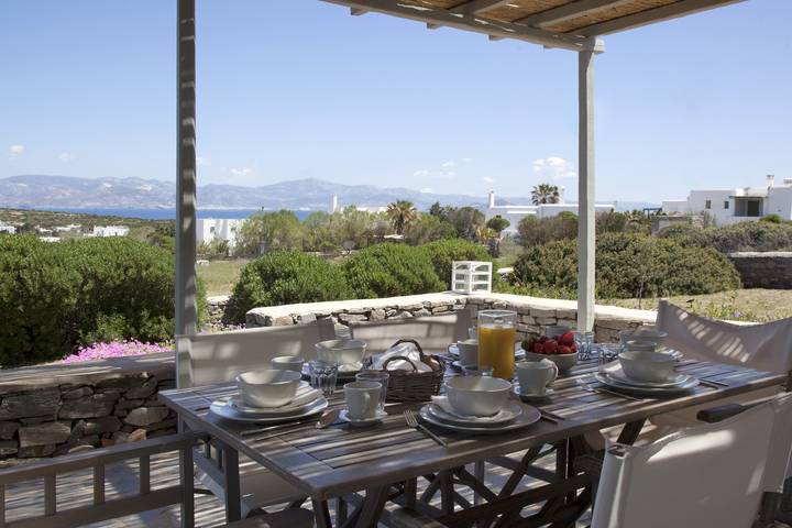 Villa pour 10 personnes, avec jardin ainsi que vue sur l’océan et balcon dans Paros - 4