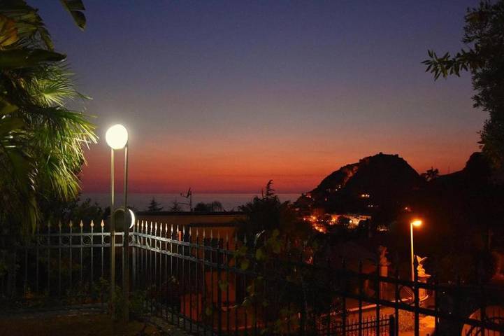 Chambre d’hôte pour 2 personnes, avec vue et jardin à Amantea - 4