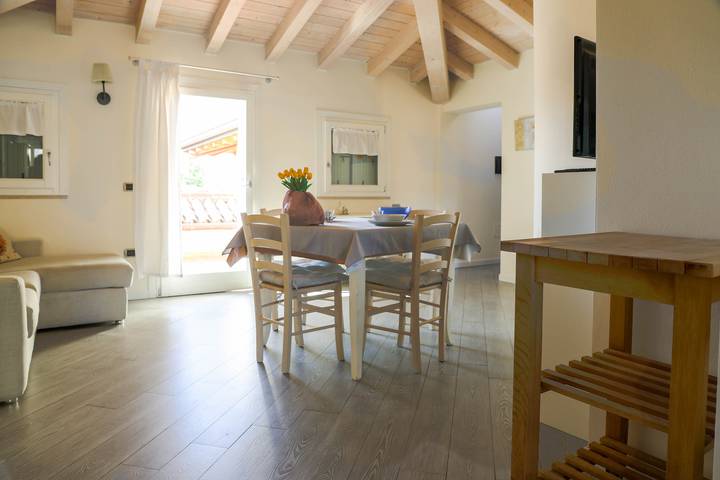 Location de vacances pour 3 personnes, avec Balcon et Terrasse à Lonato del Garda