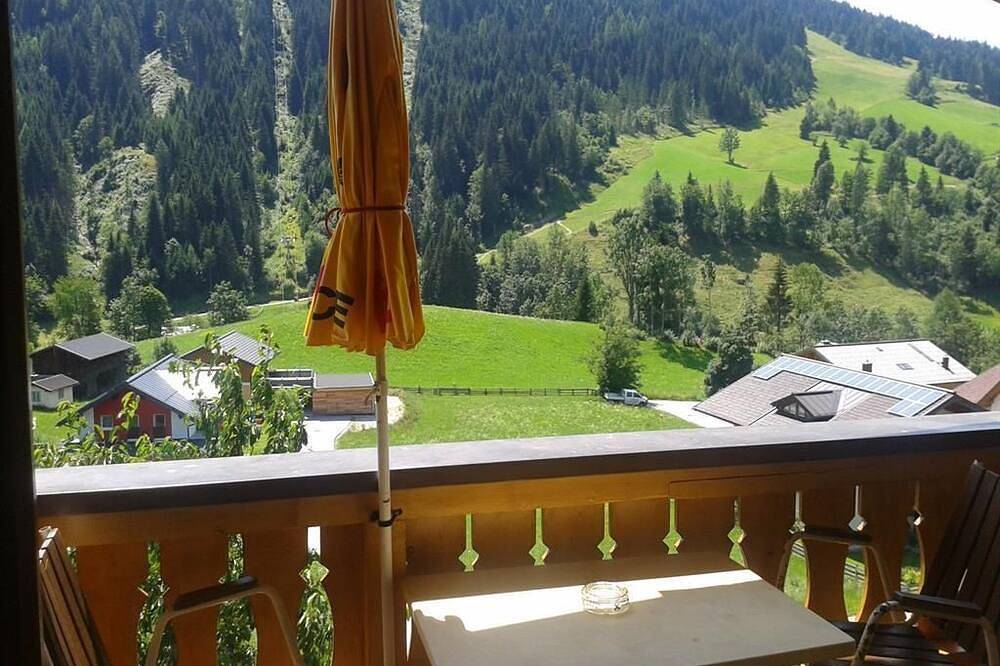 Double room with shower / Wc - Café Wagrain, bed and breakfast in Wagrain, Ski Amadé