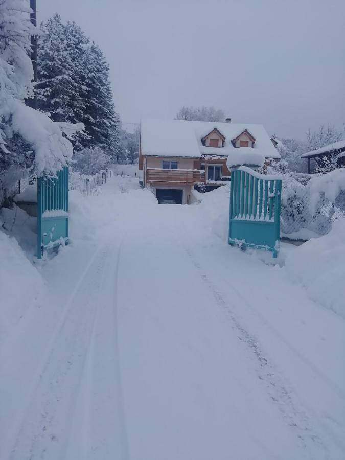 Location de vacances pour 12 personnes, avec jardin et vue, animaux acceptés à Chabottes - 2