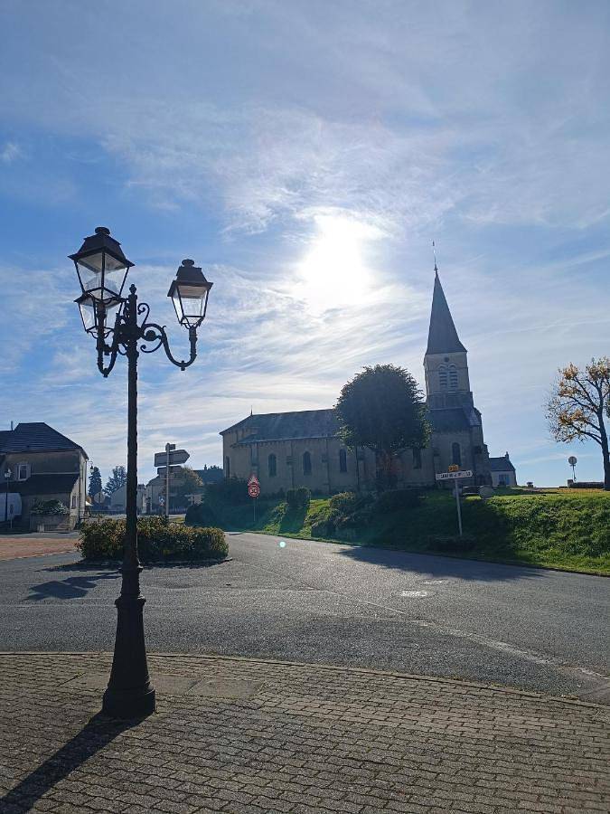 Location de vacances pour 2 personnes, avec terrasse et jardin à Boucé - 2