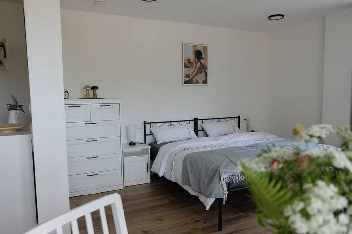 Ferienwohnung für 2 Personen, mit Garten und Terrasse - 1