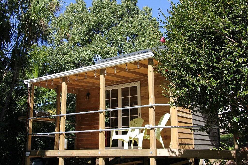 Einzigartige Kabine, zentrales Whangarei in Bush-Umgebung in Whangarei, Whangarei District