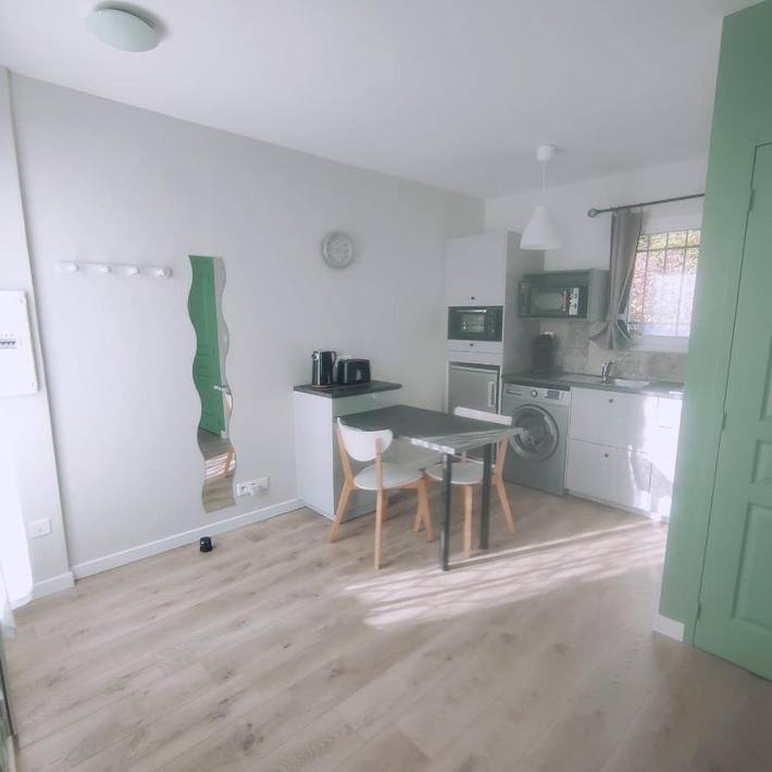 Location de vacances pour 2 personnes, avec jardin à Ucel - 4