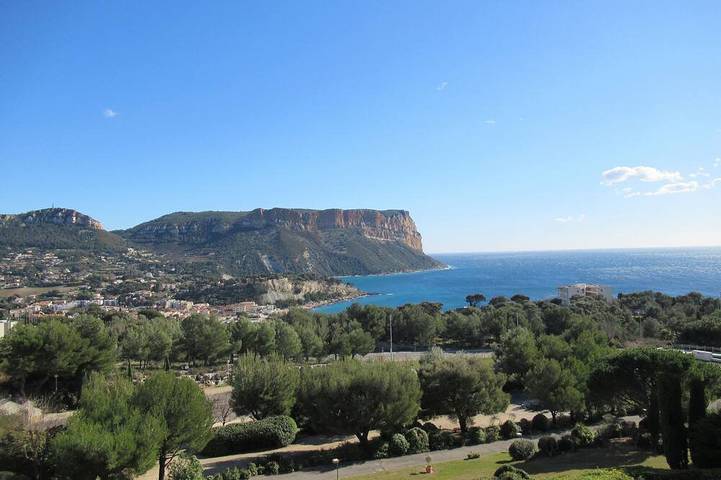 Ferienwohnung für 6 Personen, mit Pool und Garten in Cassis