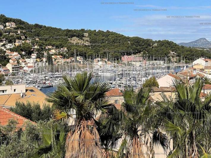 Gîte pour 6 personnes, avec terrasse, animaux acceptés dans Office De Tourisme De Saint Mandrier - 2
