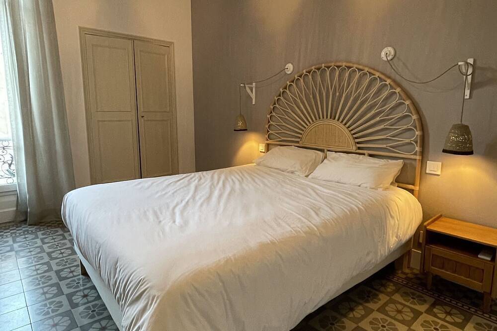 Maison de Maître in the Camargue. in Saint-Laurent-d'Aigouze, Côte d'Améthyste