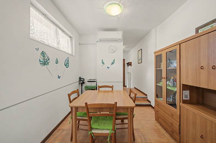 "Casa Ai Piani" - balcony with Grigna view, Wi-Fi, Ac and parking near Piani Resinelli in Abbadia Lariana Kommun, Västra Bergamo-alperna