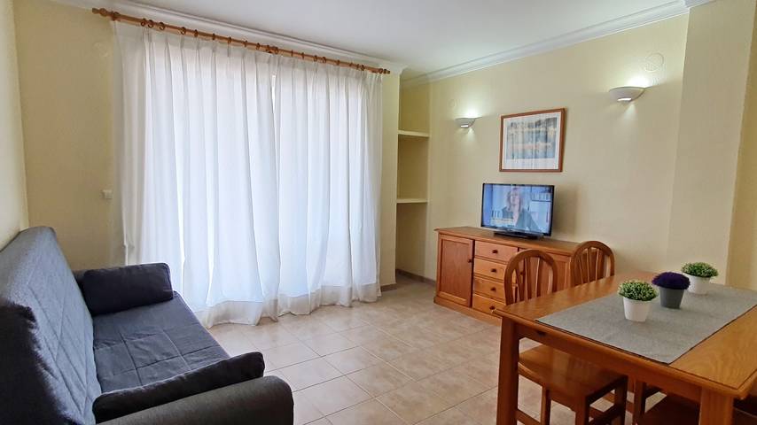 Entire apartment, Los Juncos 12ª - 2º - 55ª in Platja de l'Ahuir (Gandia), Xeraco