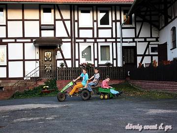 Ferienwohnung für 4 Personen, mit Garten und Terrasse sowie Ausblick, mit Haustier in Witzenhausen