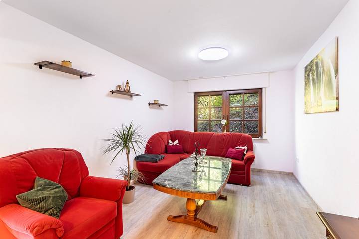 Vakantiehuis 'Haus Waldesruh' met Privéterras, Balkon en Wifi in Medebach, Upland