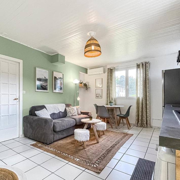 Location de vacances pour 3 personnes, avec jardin à Saint-Martin-d'Hères