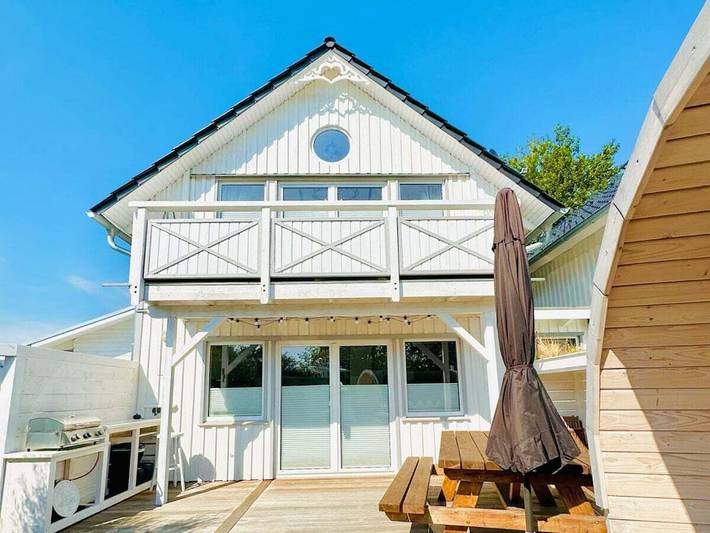 Ferienhaus für 7 Personen, mit Sauna und Garten sowie Terrasse in Großenbrode