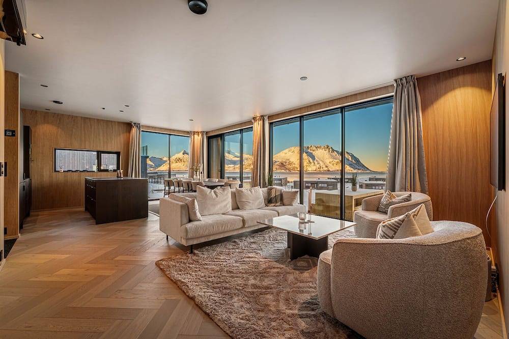 New Luxury Designer Cabin in Lofoten in Vågan