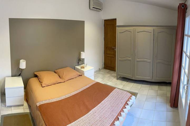 Location de vacances pour 10 personnes, avec jardin et terrasse dans Plage du Péro - 4