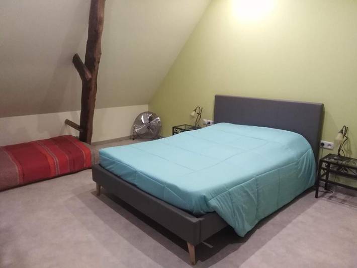 Location de vacances pour 3 personnes, avec jardin et vue à Gavray - 2