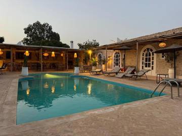 Maison d’hôte pour 2 personnes, avec piscine et jardin, animaux acceptés dans Ghazoua