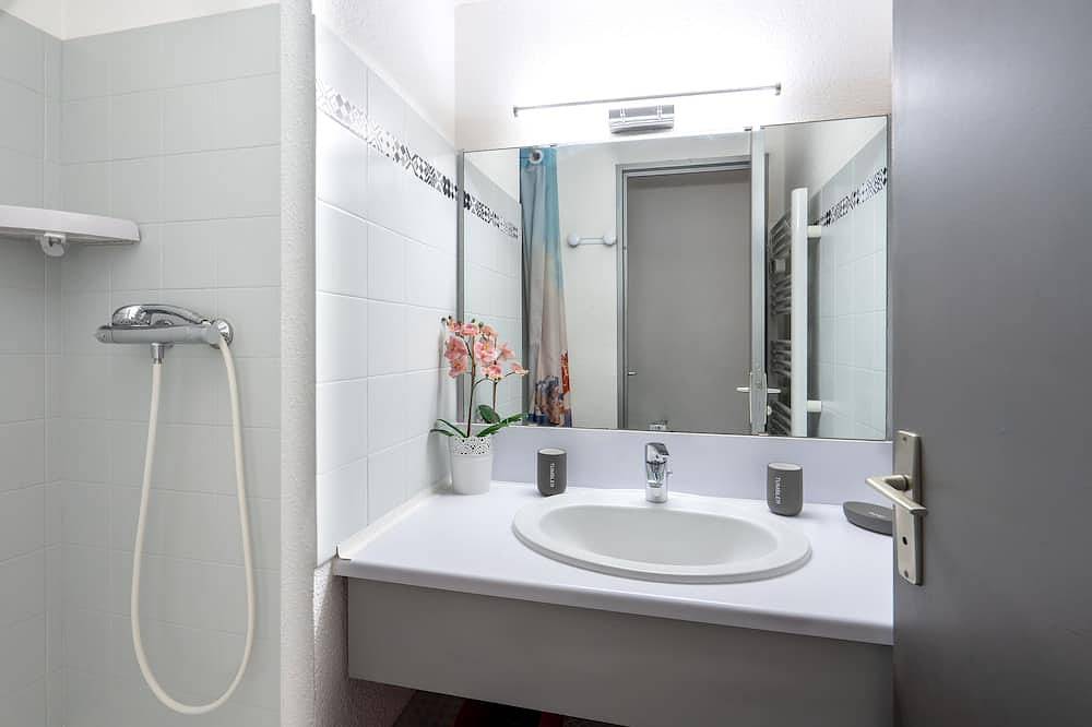 Entire apartment, Impregnable View On The Port Of Plaisance - Sea 50 M in Frontignan, Côte d'Améthyste