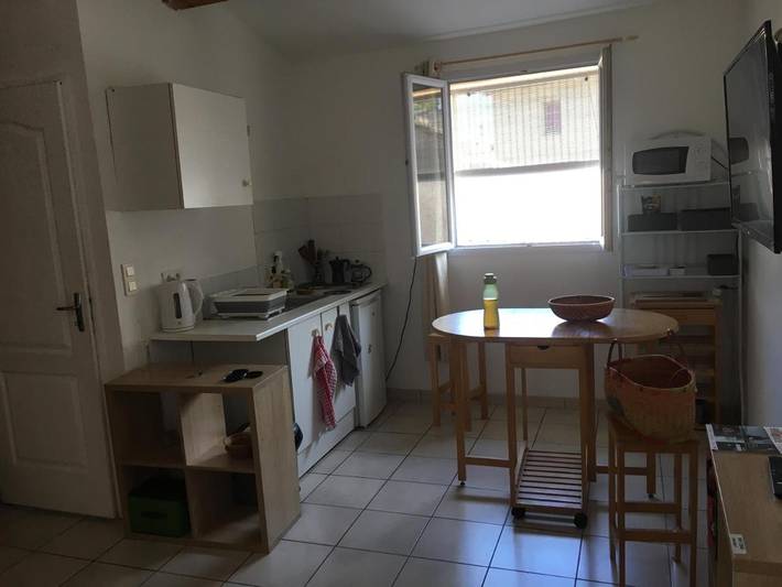 Gîte pour 2 personnes, avec vue, animaux acceptés dans Arenes De Nimes - 4