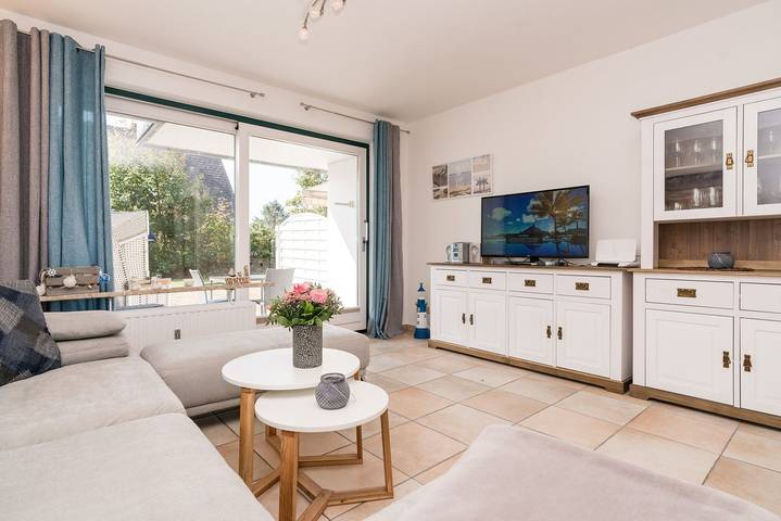 Ganze Wohnung, Moderne 2-Zimmer-Wohnung in ruhiger Lage in Wenningstedt in Wenningstedt, Sylt