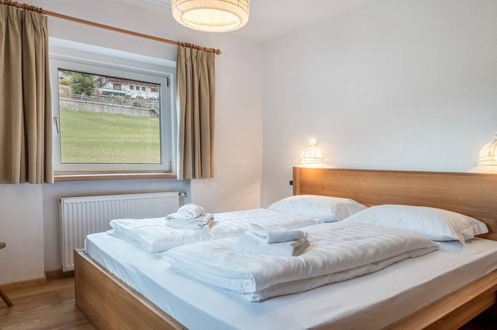 Appartamento intero, Appartamento vacanze "Manuela" con vista sulle montagne, balcone e Wi-Fi in Ortisei, Dolomiti Superski