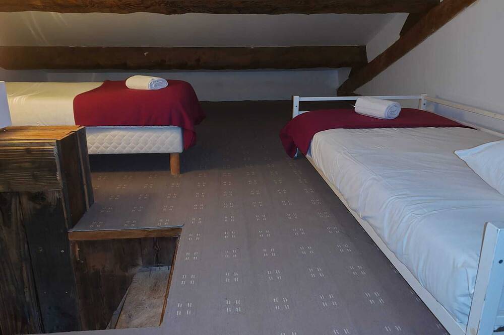 Appartement entier, Soie - Fabulous 1-bedroom apartment in quaint Seillans in Seillans, Région de Draguignan