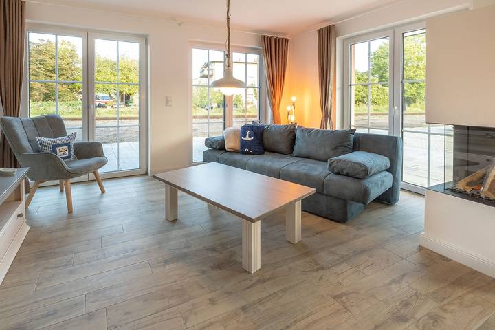 Ferienwohnung für 4 Personen, mit Terrasse in Lauterbach (Rügen) - 2