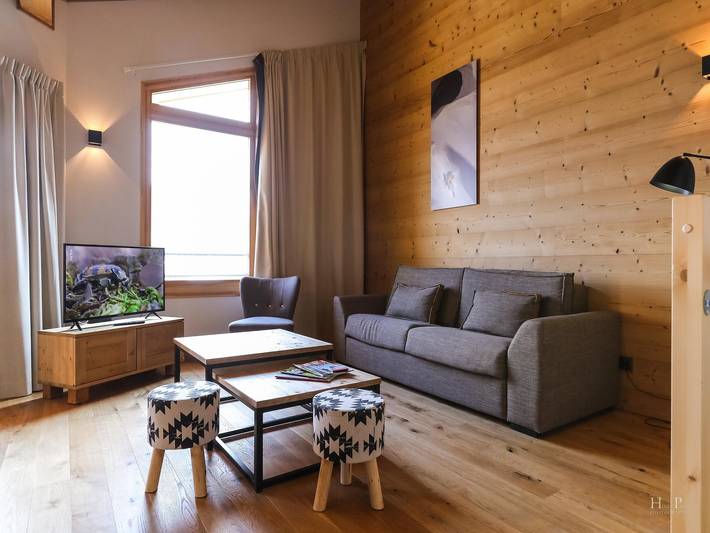 Holiday rental for 10 people, with sauna and balcony as well as pool in Combloux