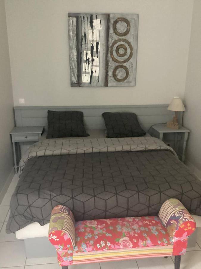 Gîte pour 2 personnes, avec Terrasse ainsi que Jardin et Vue à Dissay-sous-Courcillon