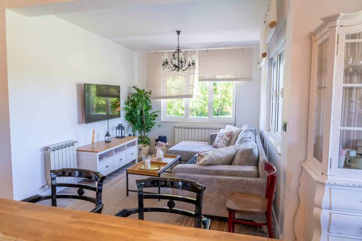 Casa rural para 6 personas, con balcón y jardín en Comarca de la Sidra - 2